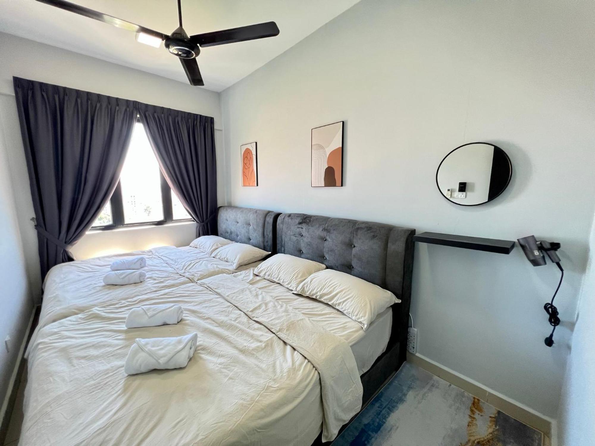 Riverview 8pax 3br In Kbtown Wi-fi, B-12-3 Kota Bharu