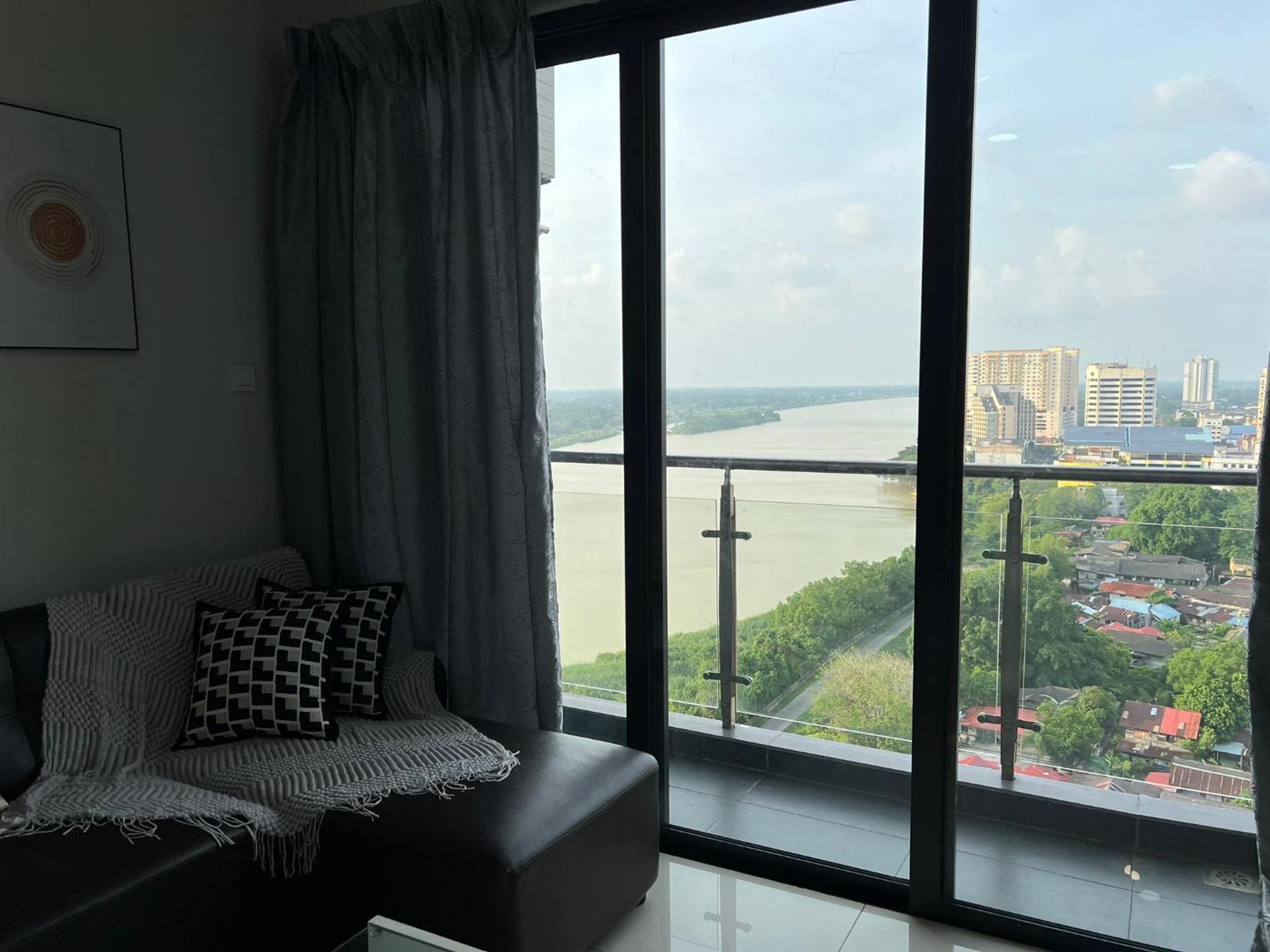 Riverview 8pax 3br In Kbtown Wi-fi, B-12-3